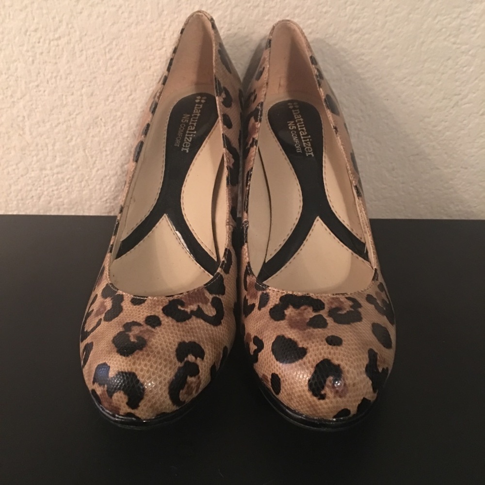 Naturalizer Leopard Heel. Brand New.
