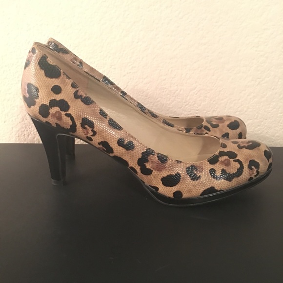 Naturalizer Leopard Heel. Brand New. - Picture 3 of 4
