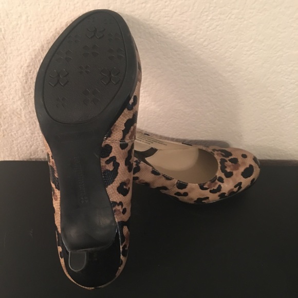 Naturalizer Leopard Heel. Brand New. - Picture 4 of 4