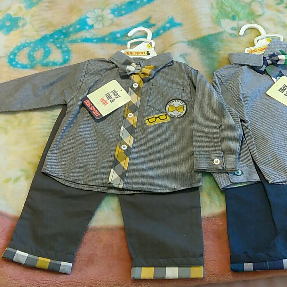 Twins, 2pc set. 2 sets. Sold separately $15 each
