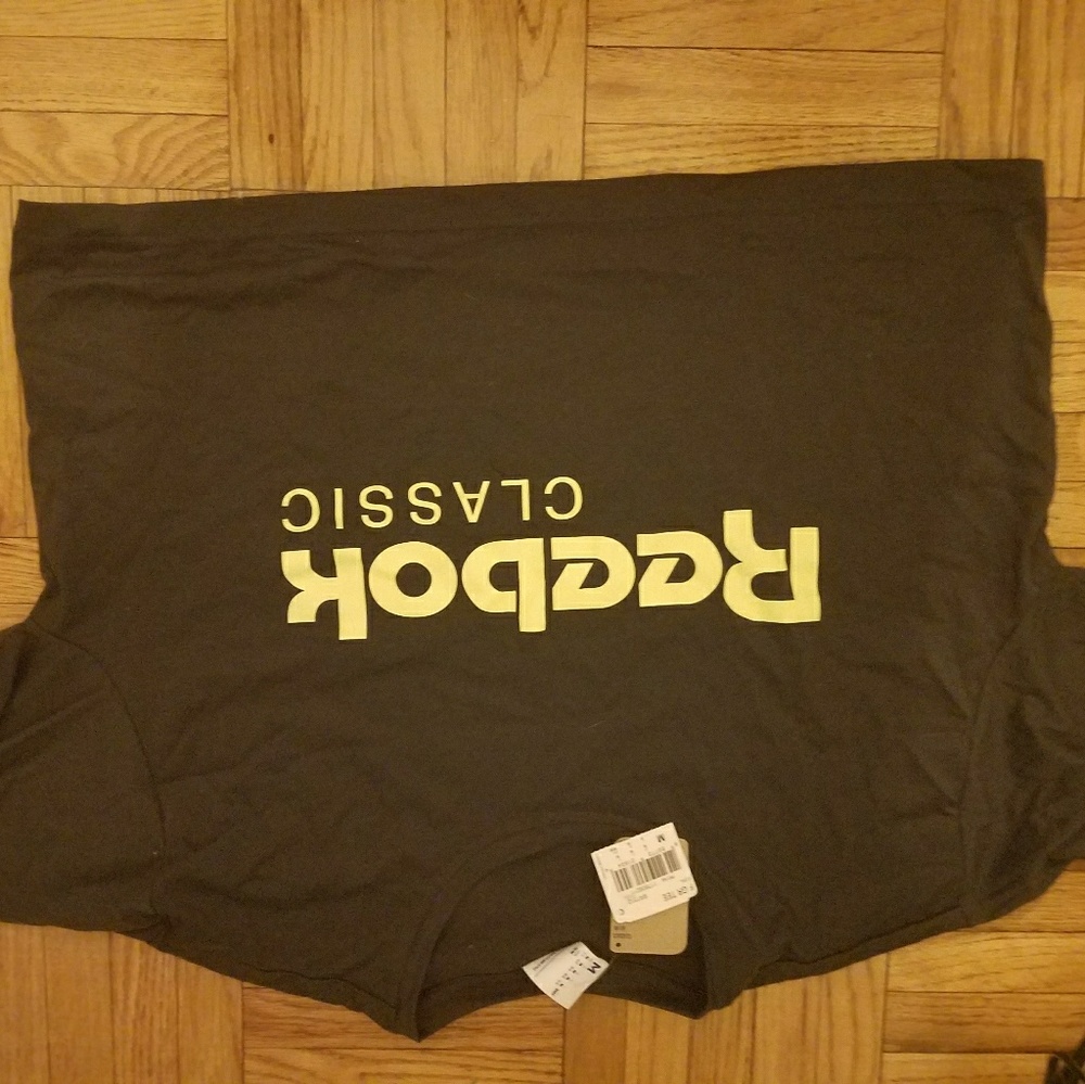 Reebok Crop workout tee