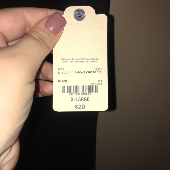 St. John’s Bay Women’s polo - Picture 2 of 2