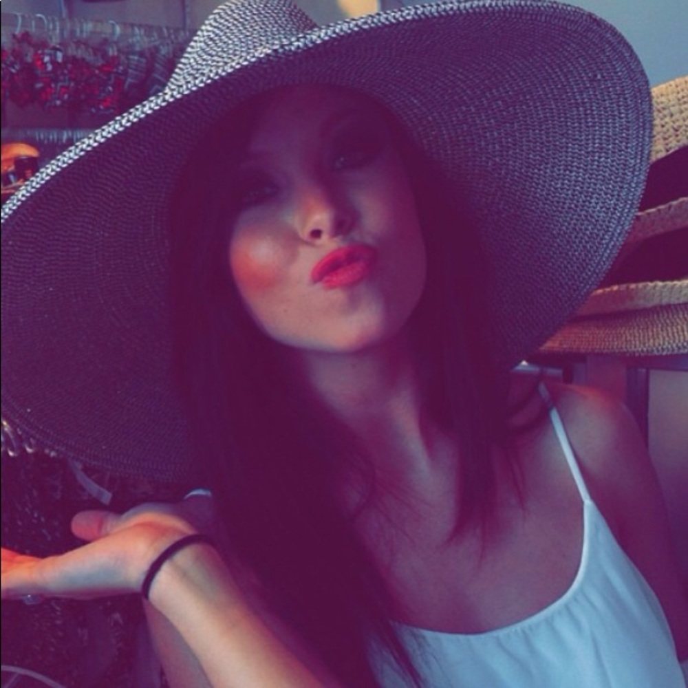 Meet your Posher, Kaylee