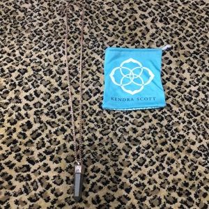Kendra Scott necklace