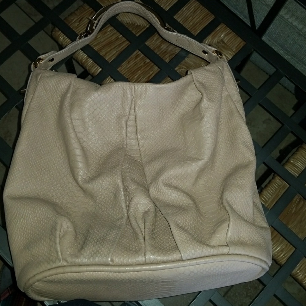 CC Skye Bag
