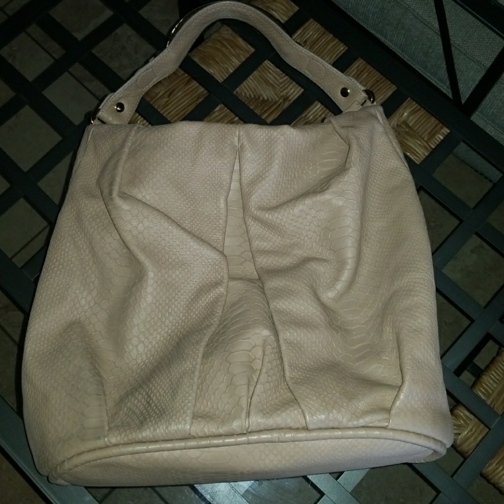 CC Skye Bag - Picture 2 of 6