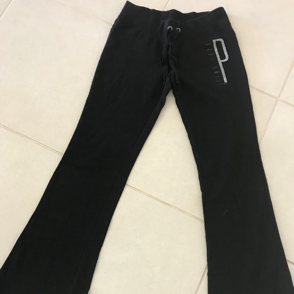 Victoria’s Secret Pink pants