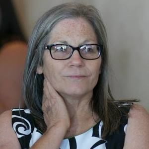 Meet your Posher, Debra