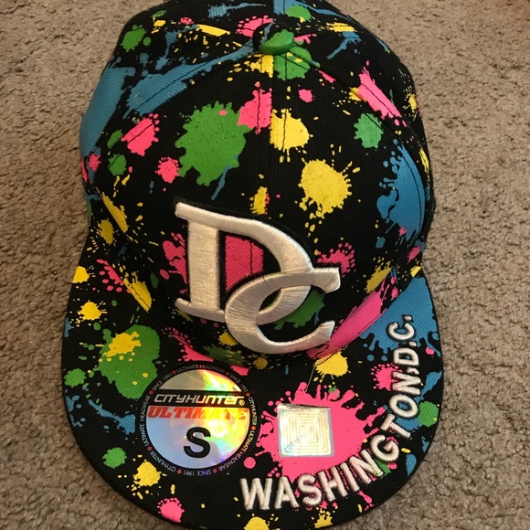 Hat - Picture 1 of 2