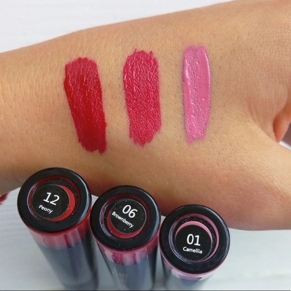 "In Living Color" - Picture 2 of 6