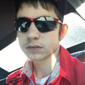 Meet your Posher, Cory