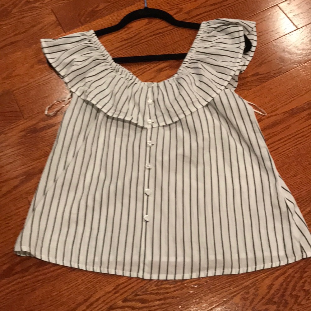 Boutique off the shoulder tank