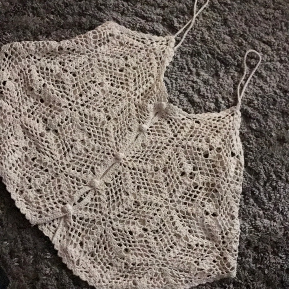 Lace crop top