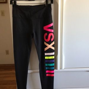 EUC Victoria’s Secret VSX Leggings Black SP