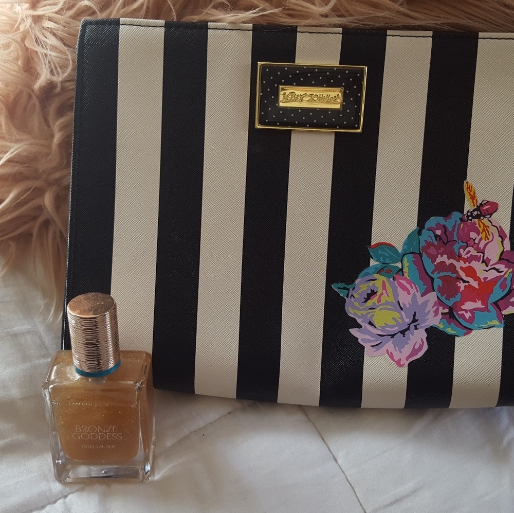 Betsey Johnson handbag