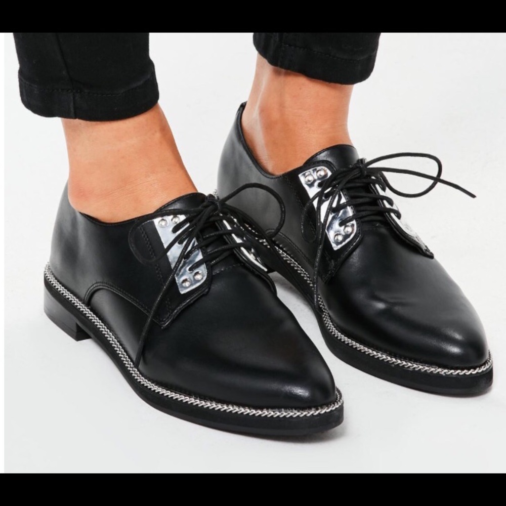 Missguided black chain outsole brogues