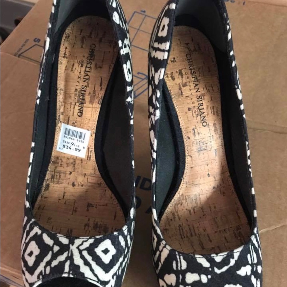 Peep Toe Heels Black-White