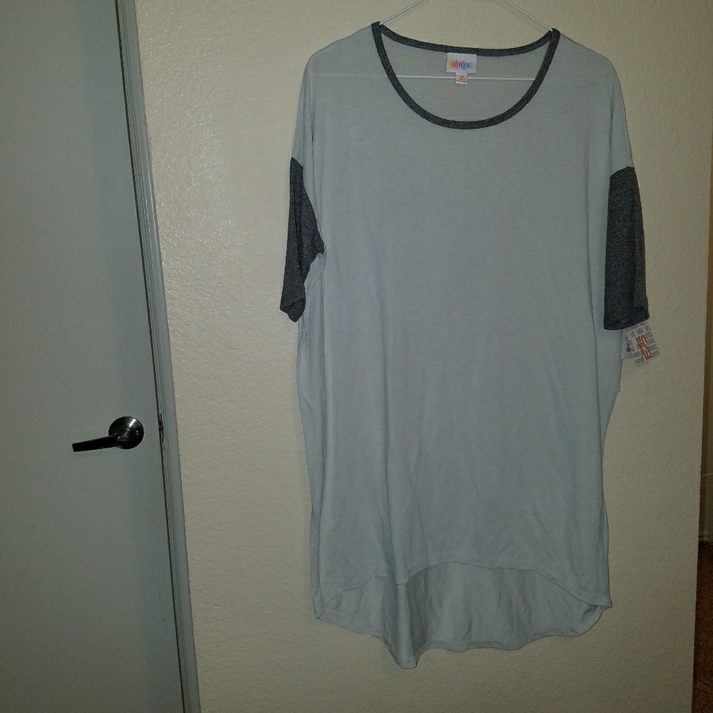 NWT LuLaRoe Irma Tunic