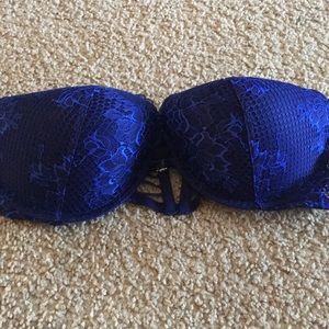 La Senza blue Front closure bra