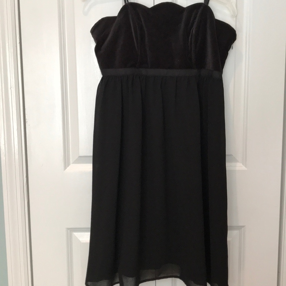 Limited Edition velvet/chiffon strapless dress, 10