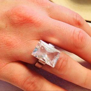 Silver tone geometric statement costume ring sz6