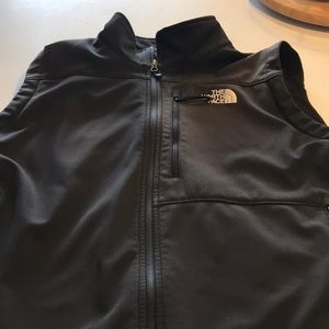 The North Face Men’s XL vest