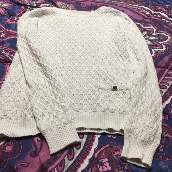Sweater - Picture 2 of 2