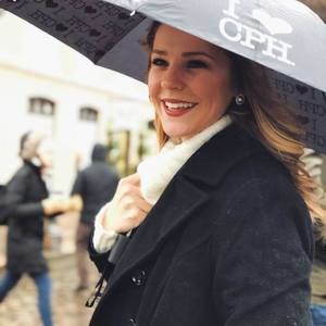 Meet your Posher, Ciera