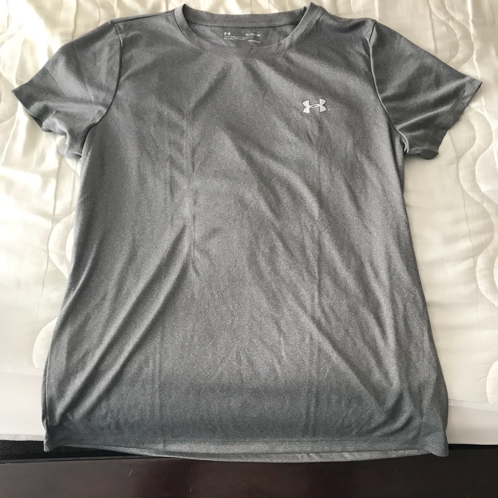 Under Armour ladies crew neck shirt