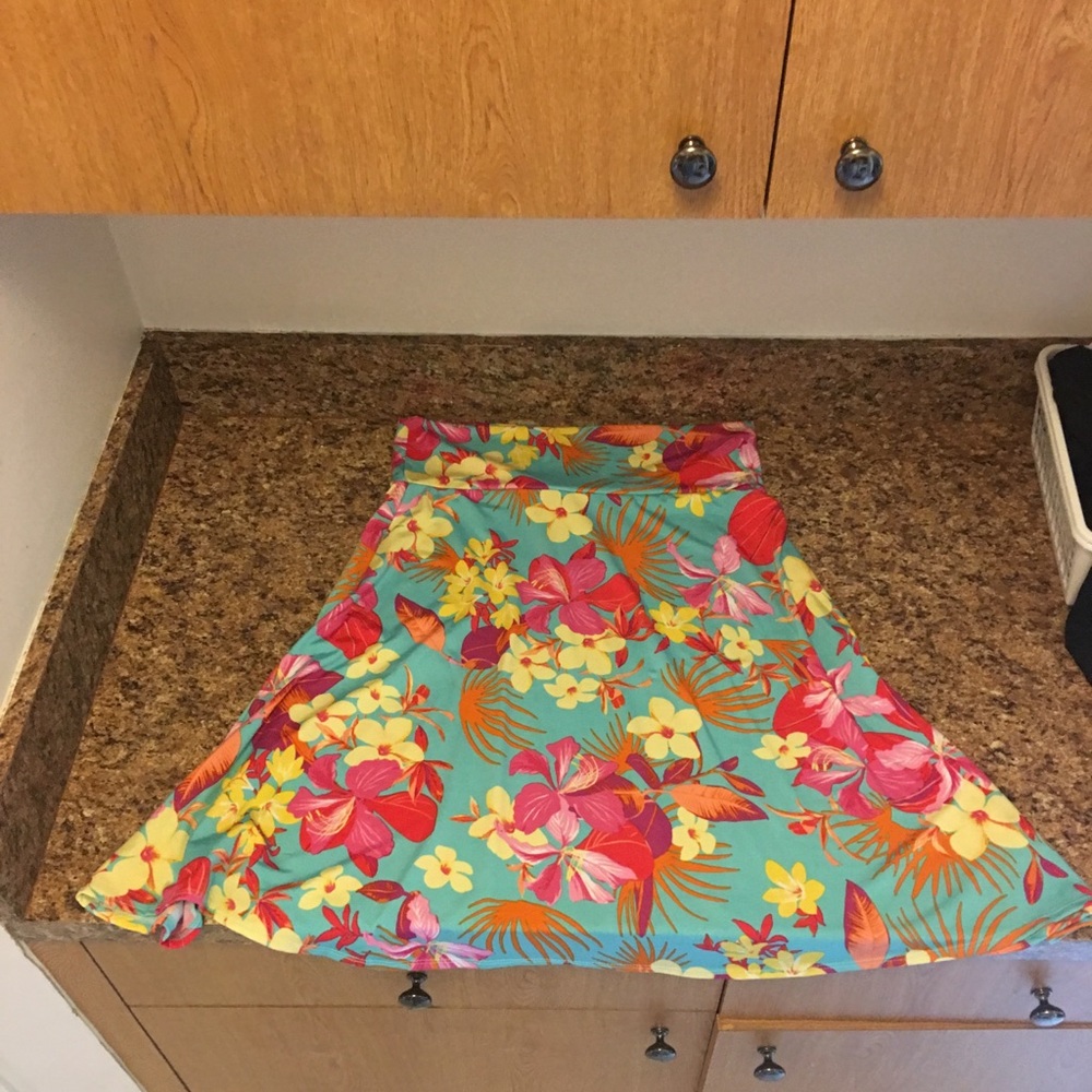 Lularoe Azure skirt