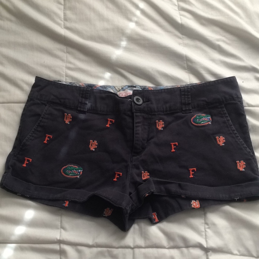 Florida gator cargo shorts