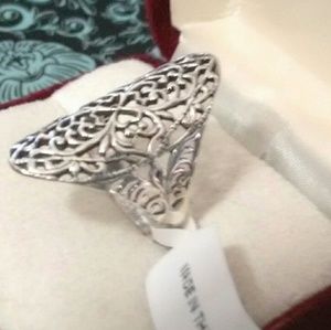 Sterling Silver Ring, Size 8.25.   4.91g