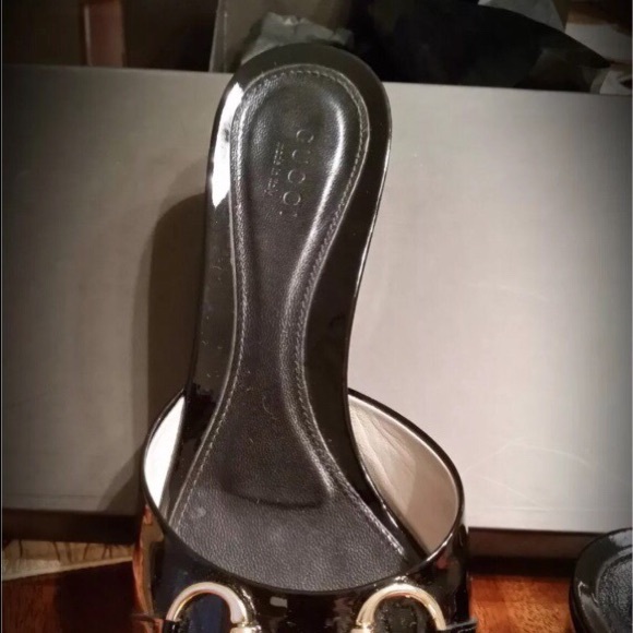 Gucci patterned leather size 6.5 - Picture 2 of 2