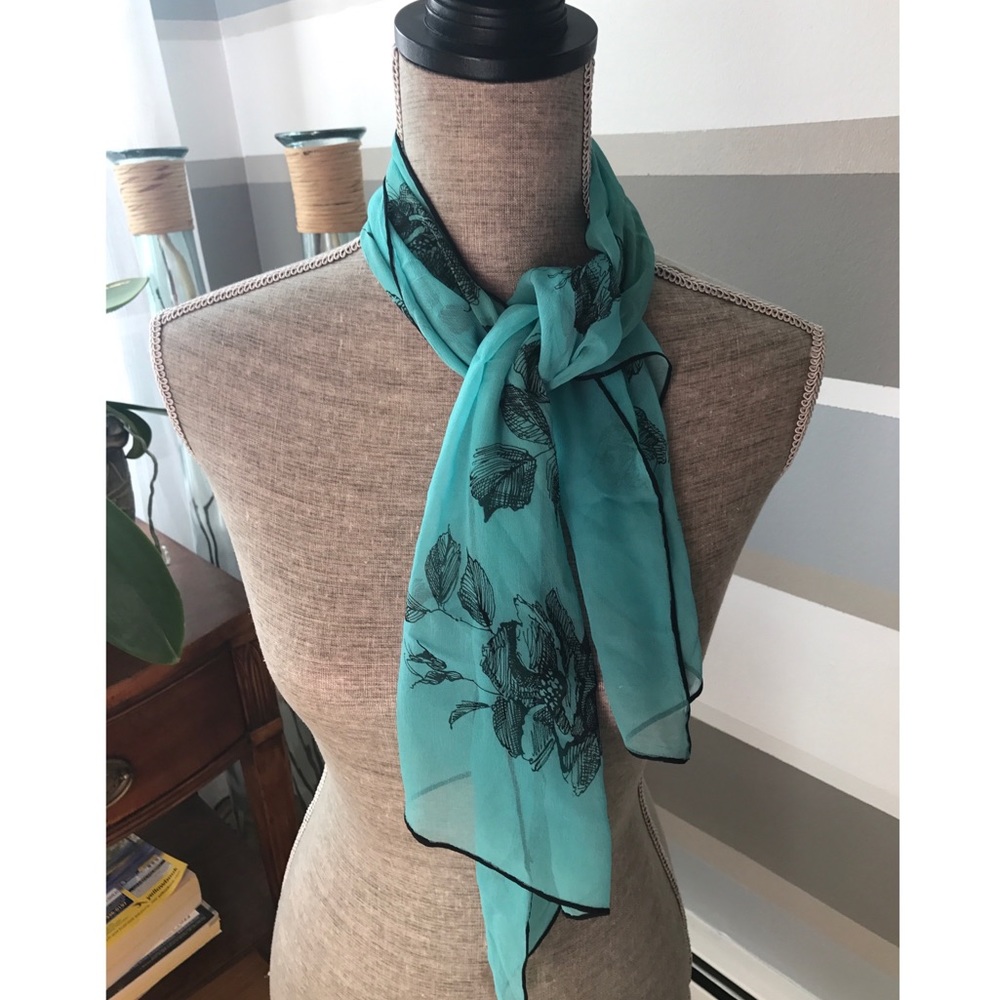 Vintage Blue With Black Details Delicate Scarf