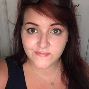 Meet your Posher, Alicia