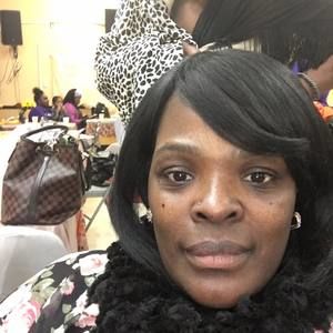 Meet your Posher, Renee