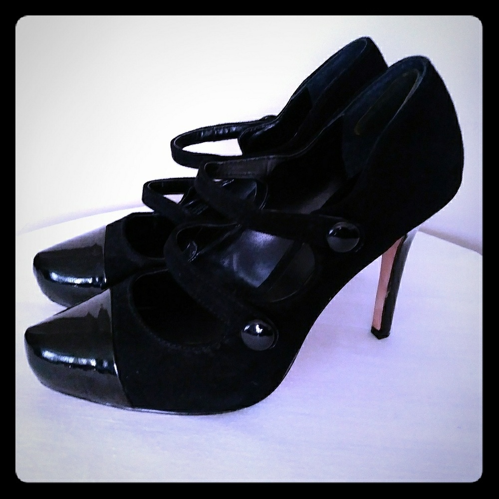 White House Black Market Heels 7M
