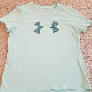 Under Armour size Large t-shirt
