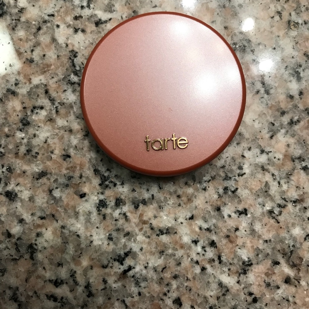 Amazonian Clay 12-Hour Blush in Feisty from Tarte - Picture 3 of 3