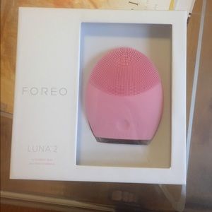 LUNA 2 Facial cleansing device - Brand New