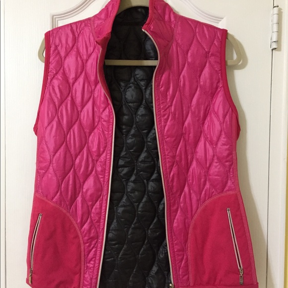 Victoria's Secret Jackets & Blazers - VSX Sports Vest Reversible Pink and Black