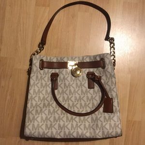 Michael kors large tote purse