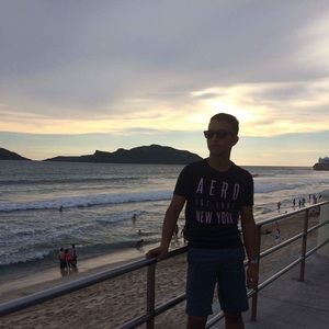 Meet your Posher, Jose