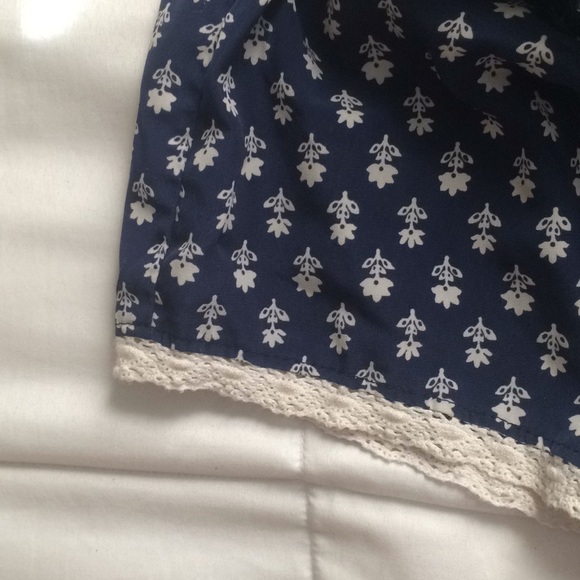 High wasted cotton shorts - Picture 3 of 3