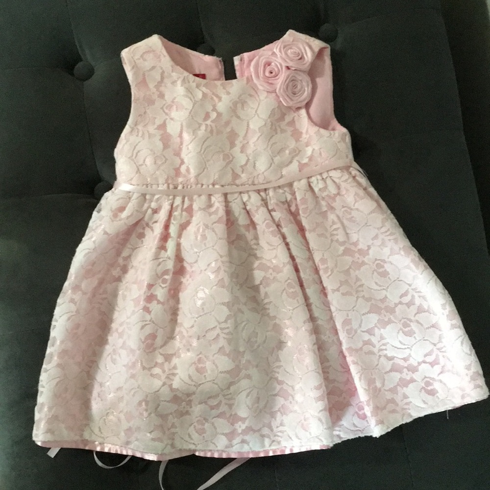 Pink flower girl dress