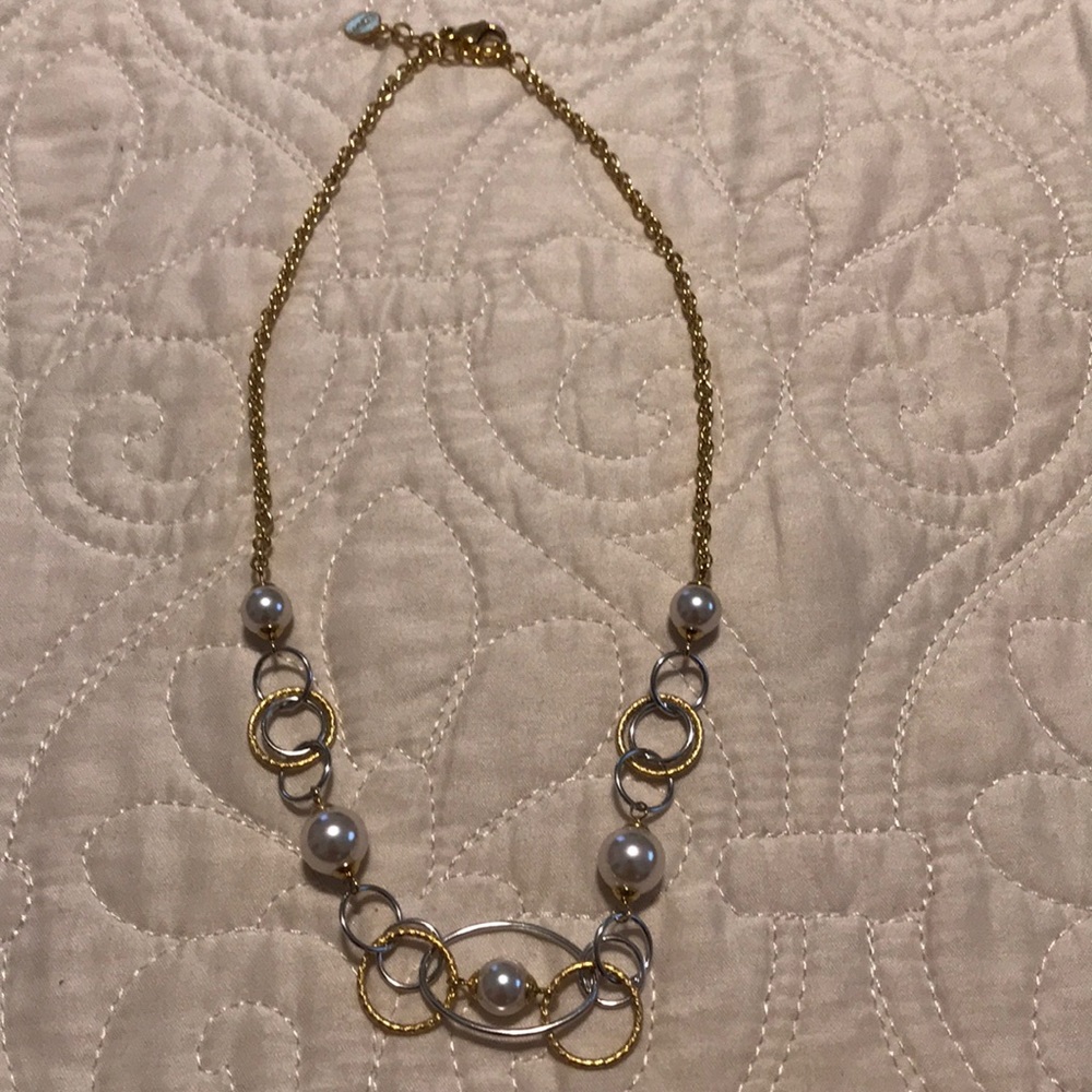 Majorica pearl necklace. New but no tag.