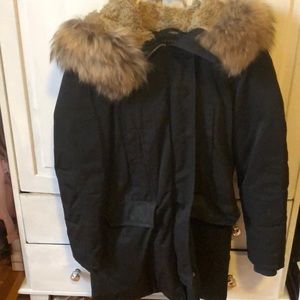 Super warm Theory coat with real fur hood