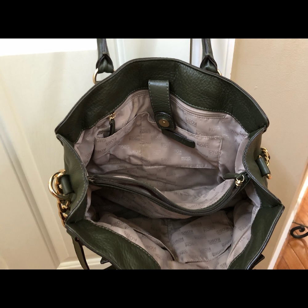 Micahel Kors Hamilton Purse - Olive Green - Picture 3 of 5