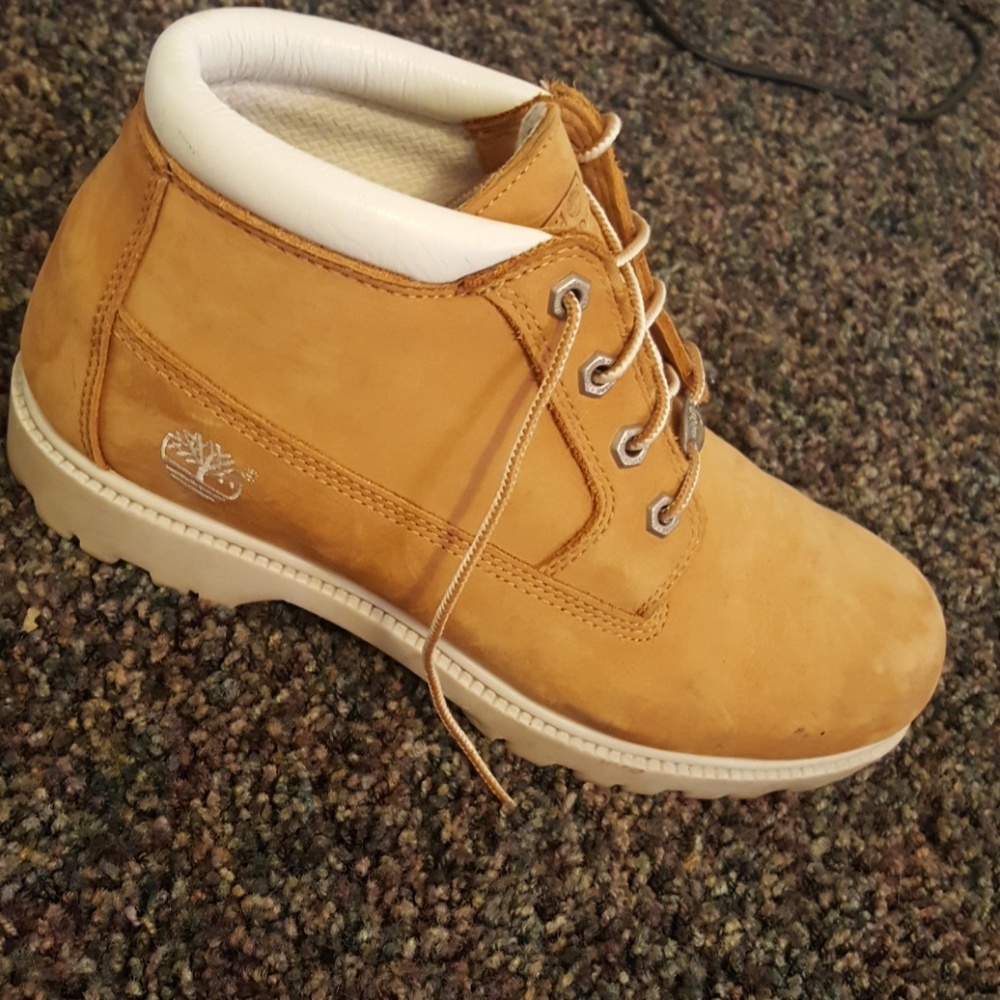 Waterproof timberlands