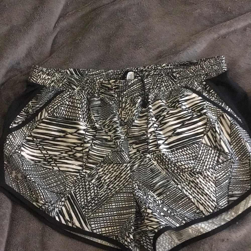 Under Armour Fly-By women’s shorts